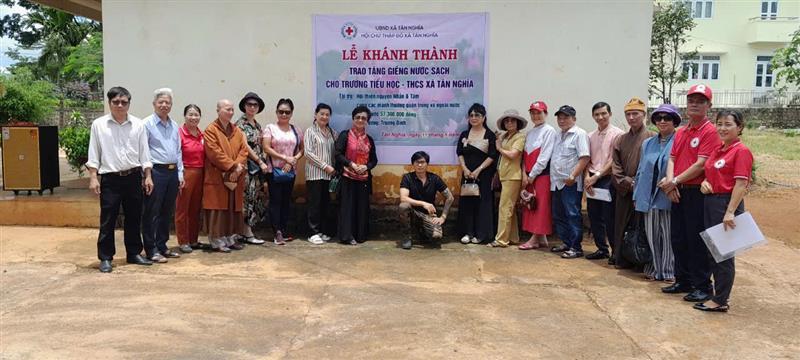 Khánh thành, trao tặng  giếng khoan cho Trường Tiểu học – Trung học cơ sở xã Tân Nghĩa