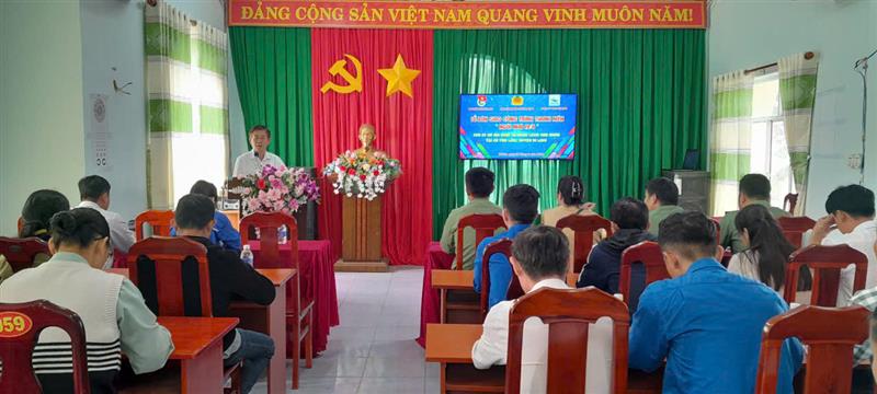 Toàn cảnh lễ bàn giao công trình thanh niên “Ngôi nhà 19/8”