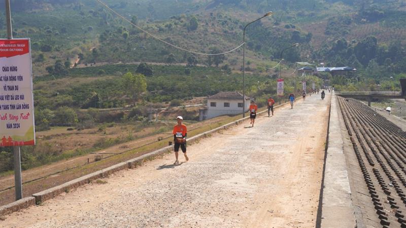 Một số hình ảnh tại tại giải chạy địa hình chinh phục núi Brăh Yàng qua các năm