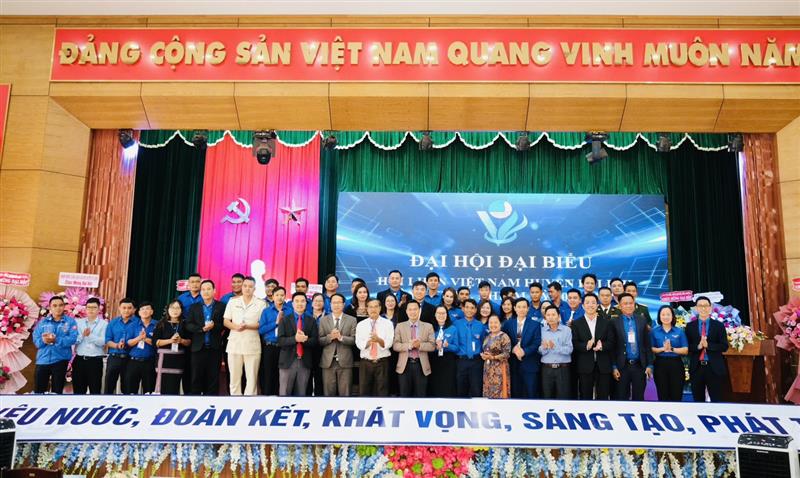 Ra mắt Ủy ban Hội LHTN Việt Nam huyện Di Linh khóa VI, nhiệm kỳ 2024 - 2029 và Đoàn Đại biểu dự Đại hội cấp trên